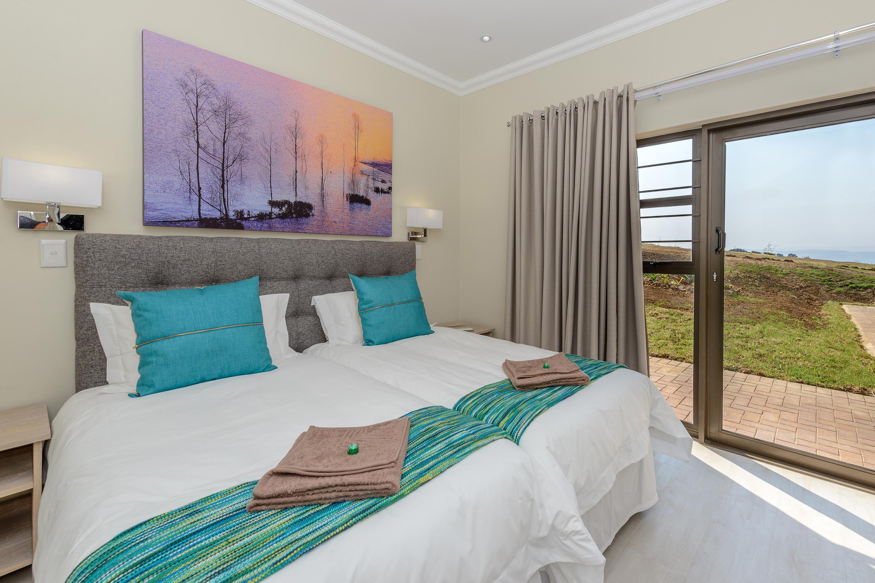 Cayley Mountain Resort Champagne Valley Buitenkant foto