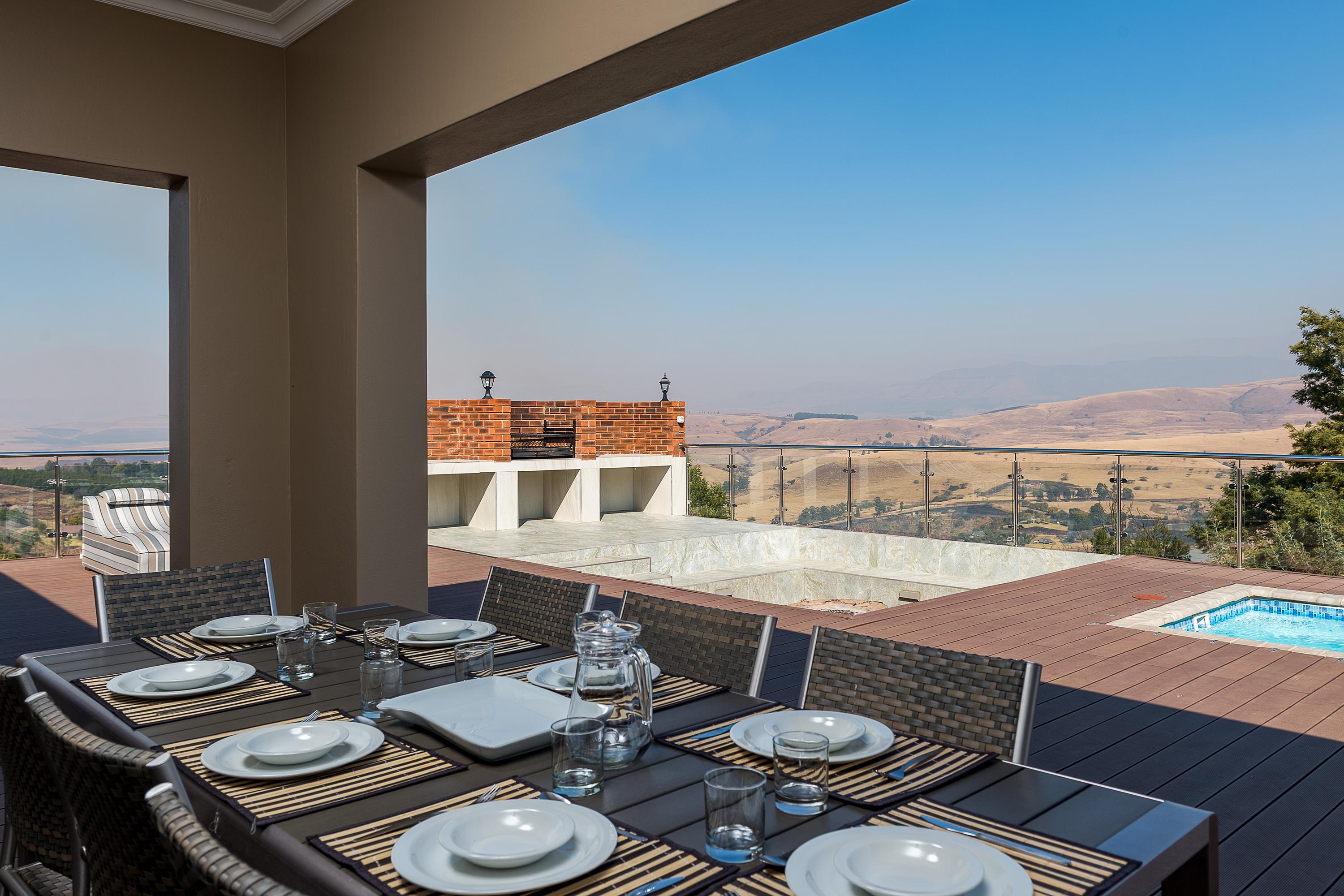 Cayley Mountain Resort Champagne Valley Buitenkant foto